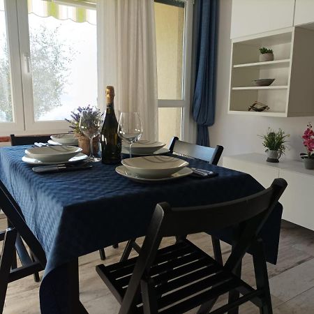 Lake View Studio Flat Riva del Garda Eksteriør billede