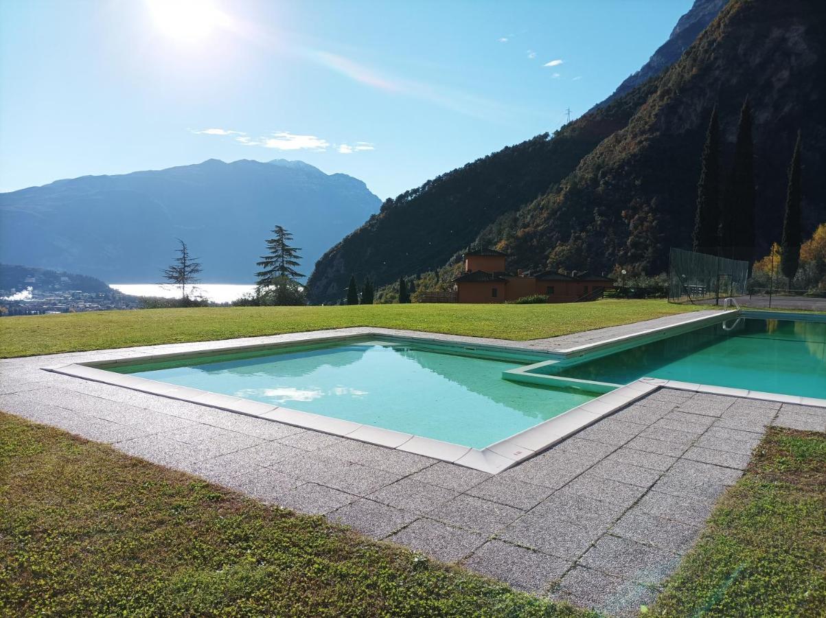 Lake View Studio Flat Riva del Garda Eksteriør billede